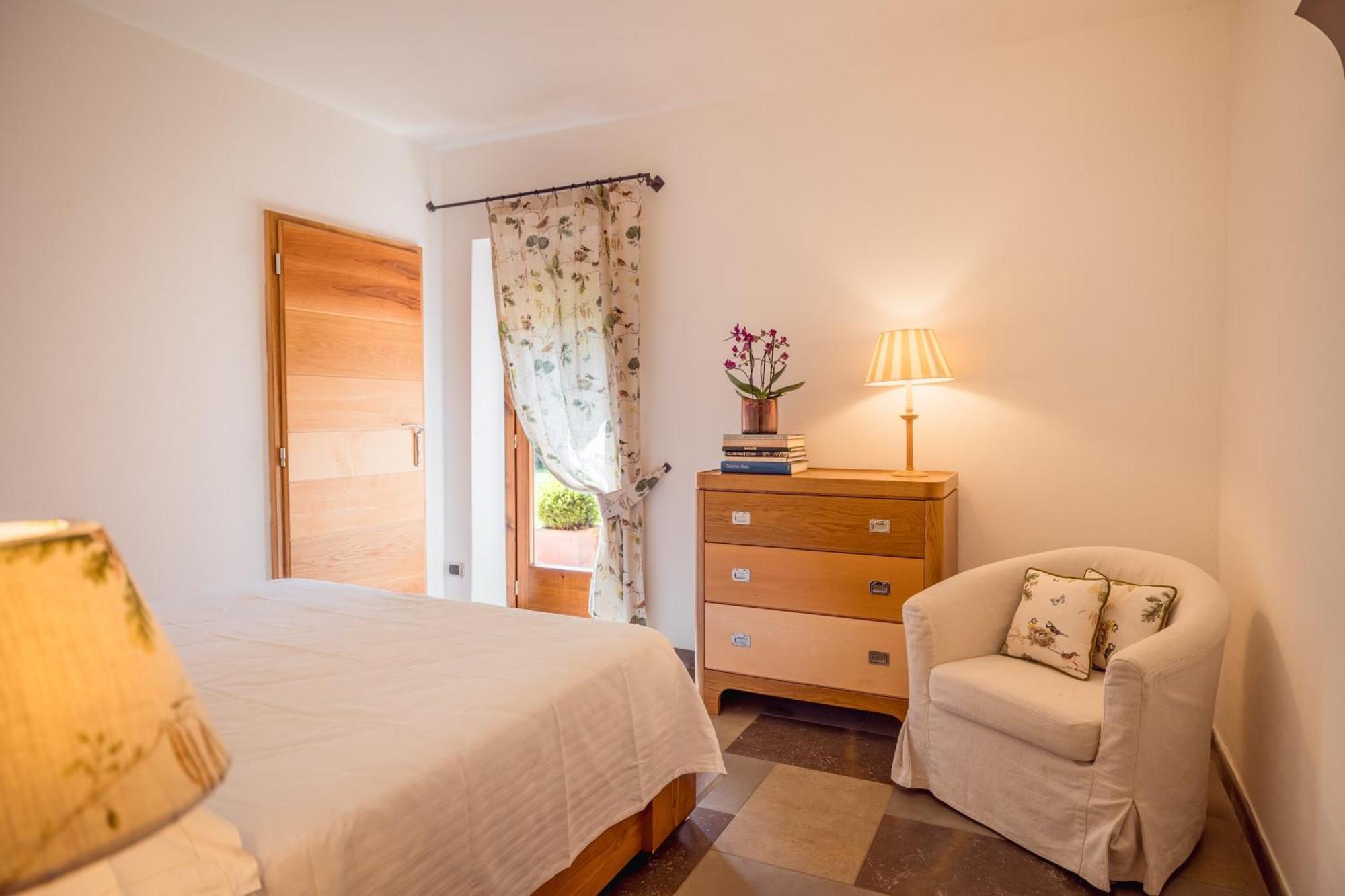 Al Gelso Bianco Aparthotel Sant'Appiano Exterior photo