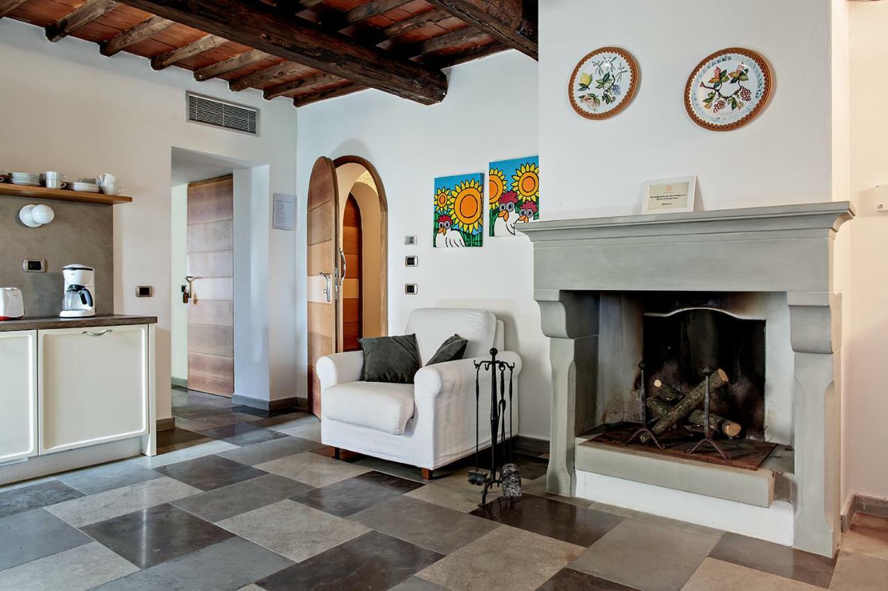 Al Gelso Bianco Aparthotel Sant'Appiano Exterior photo